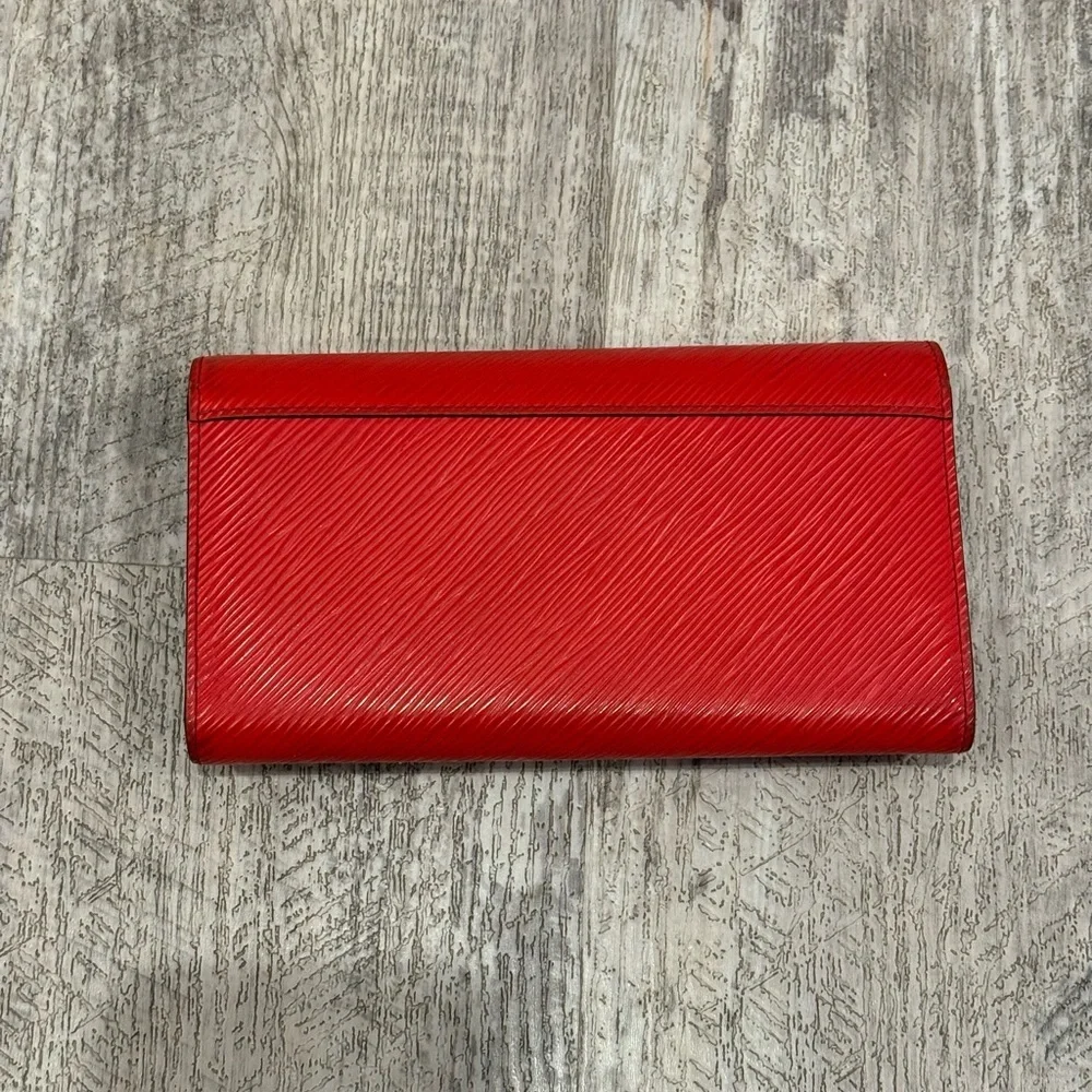 COPY - LV Coquelicot Wallet (chain supplied) - Picture 10 of 10